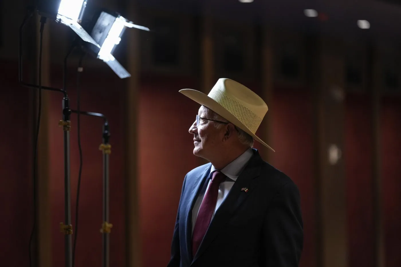 Biden ambassador considered White House bid over border frustration