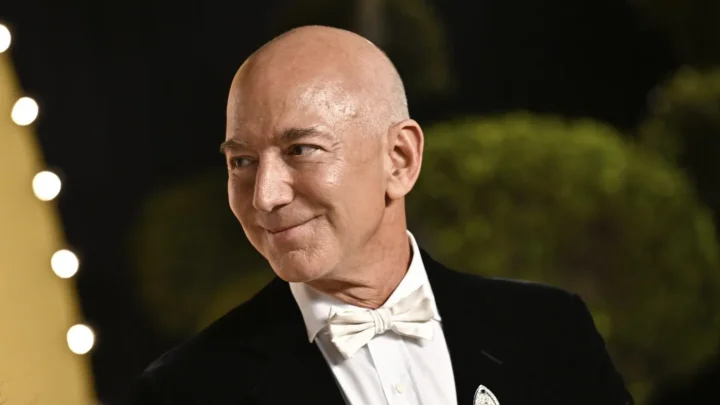 Bezos: AI will result in labor shortages instead of replacing humans