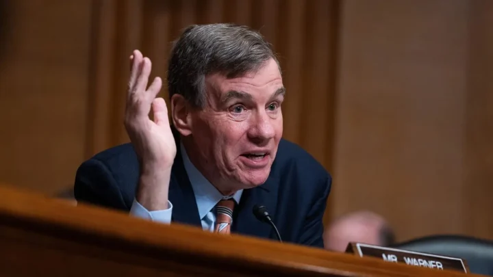 Push for 3-week FISA 702 extension draws swift pushback from Senate Democrats