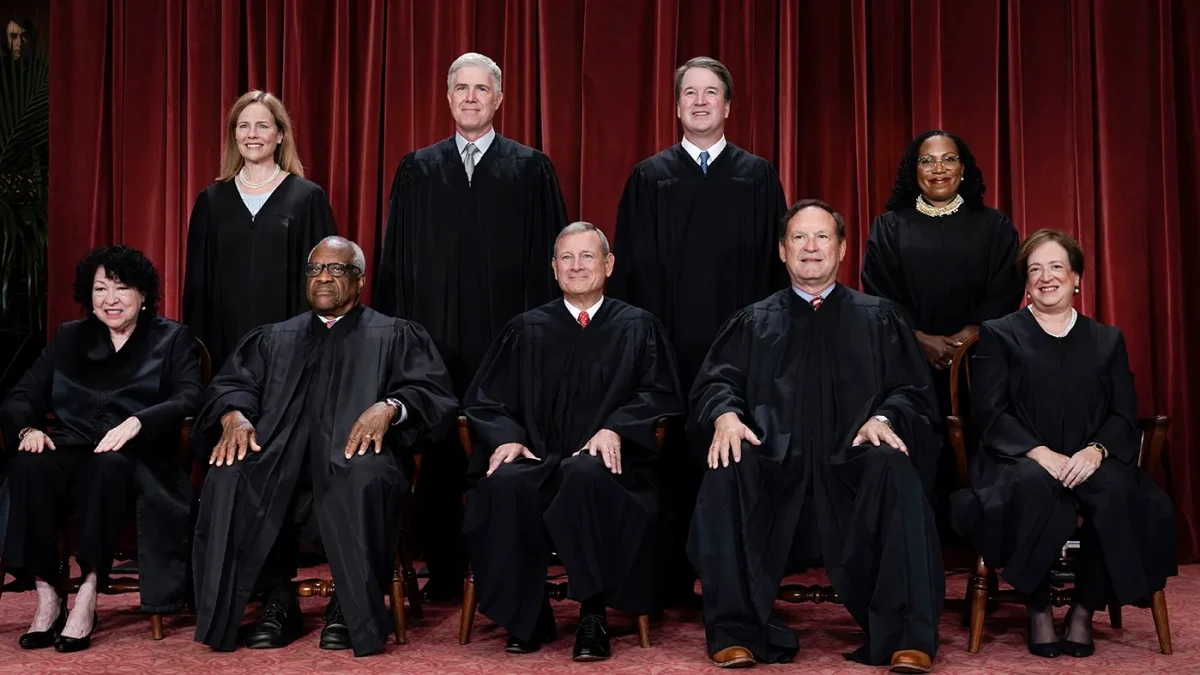 Top-Justices_100722_AP_Scott-Applewhite