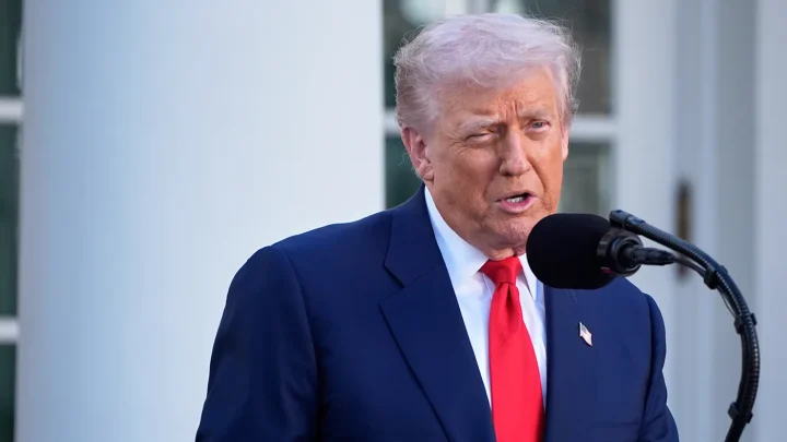 Watch live: Trump hosts farmers at Rose Garden dinner
