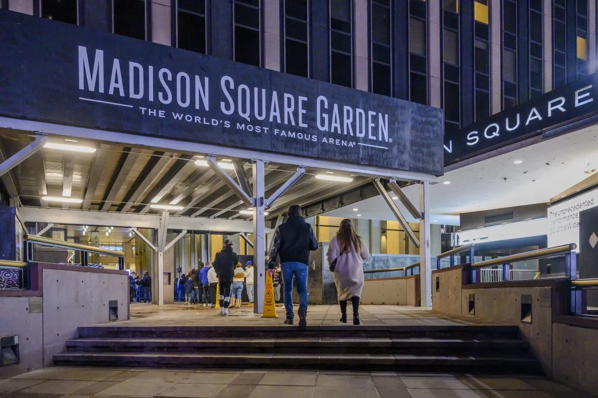 Man attending concert at Madison Square Garden dies after fall: NYPD