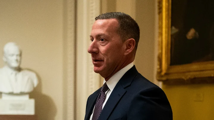 Secret Service didn’t secure mobile devices, putting leaders at risk, report says