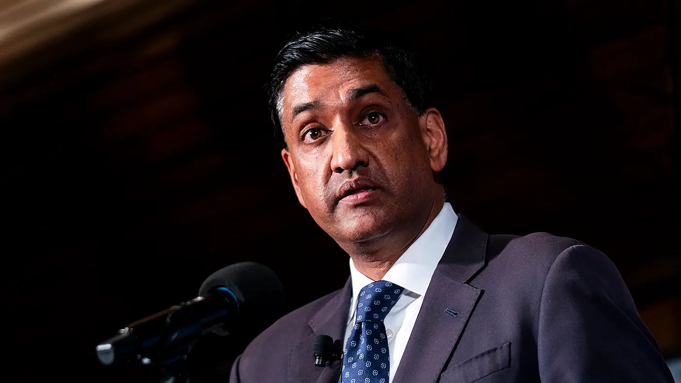 Khanna: Maine voters gave Platner a ‘chance at redemption’ with primary win