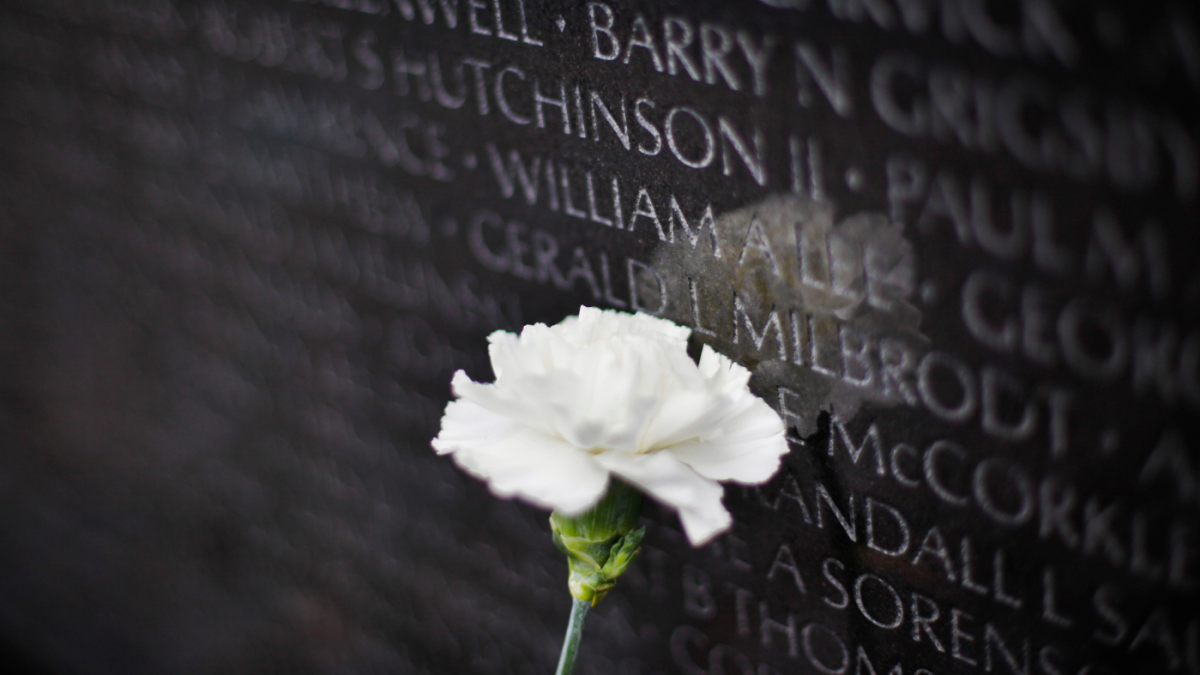 vietnam_memorial_11092015_AP387751411190-1