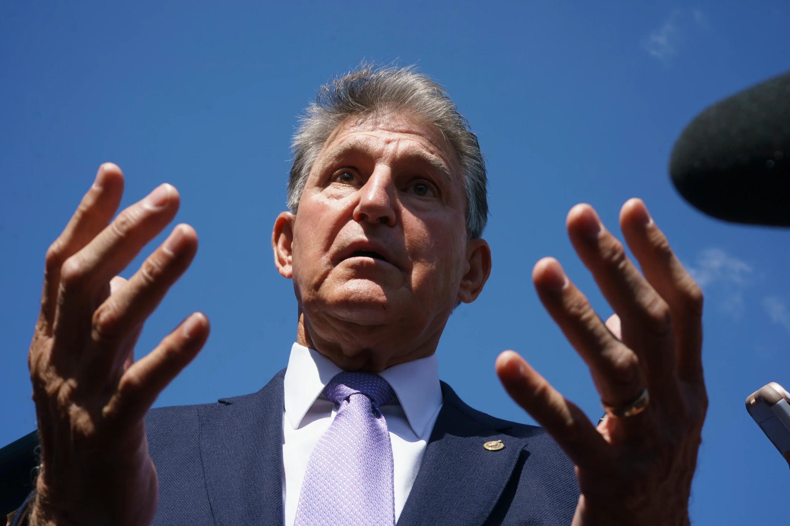 Manchin blames Democratic divisions on ‘void of leadership’