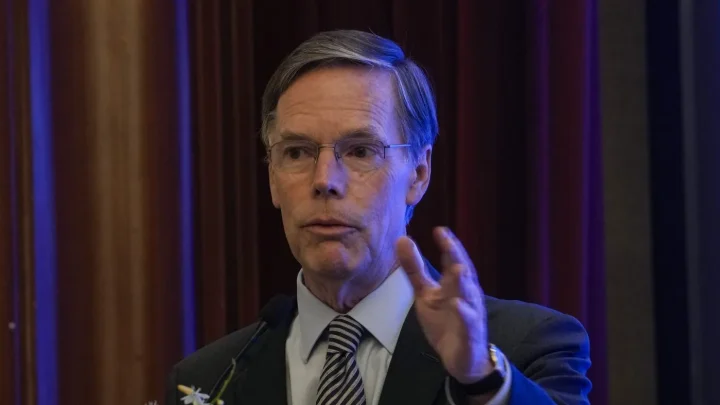 Former NATO ambassador: Trump ‘breaking the bond of trust’ with Greenland remarks