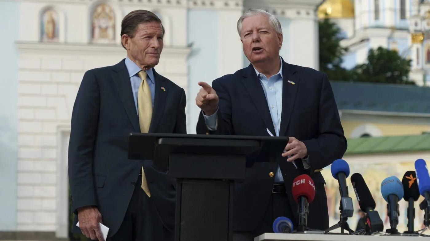 Bipartisan senators welcome deal with Trump on stalled Russia sanctions bill