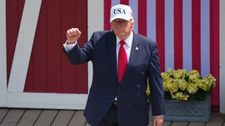 Trump declares National Scallops Day while ripping Obama, Biden