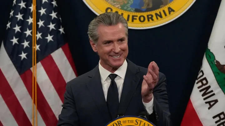On high gas prices, Newsom tries to deflect the blame