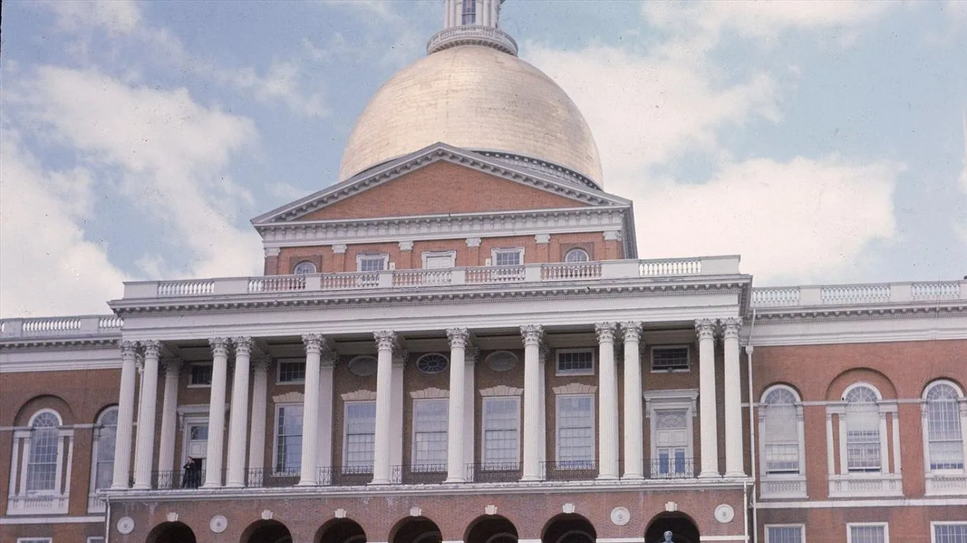 Massachusetts House passes bill loosening late-term abortion restrictions