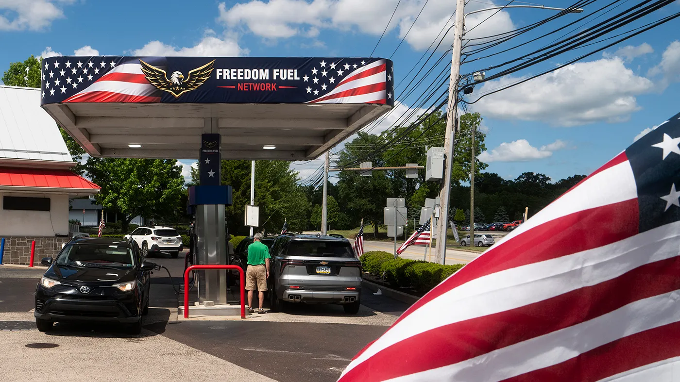 Freedom-fuel_071126_Getty_Joe-Lamberti