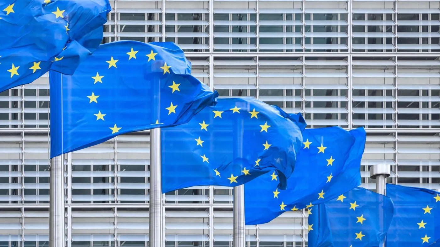 EU considers social media ban for children