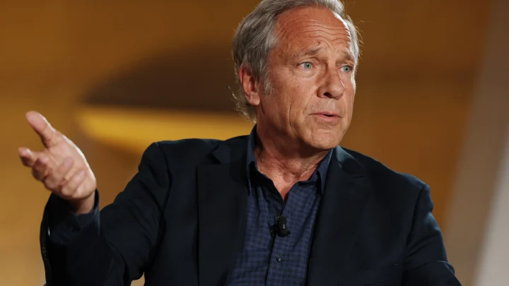 Mike Rowe sues Discovery for $2 million in alleged unpaid narrating fees