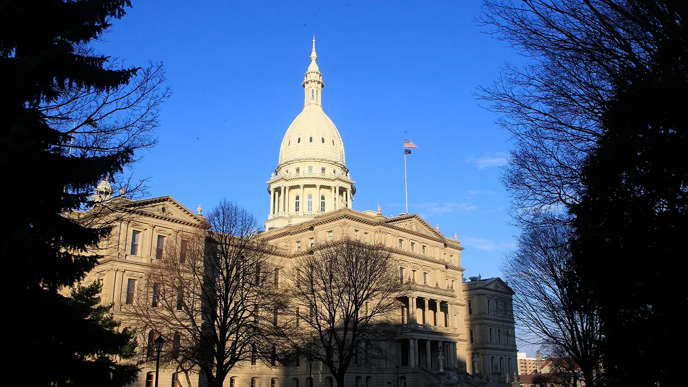 ZoomIn-Michigan_121212_AP_CarlosOsorio