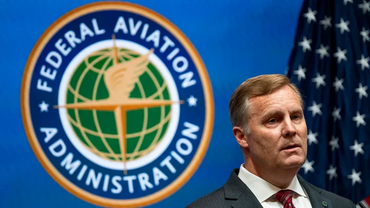 FAA loses its No. 2 official, Chris Rocheleau, to his old private sector job