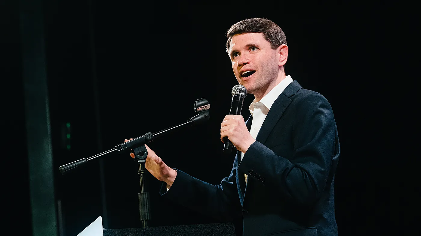 Talarico shouted down during tense moment at Houston town hall