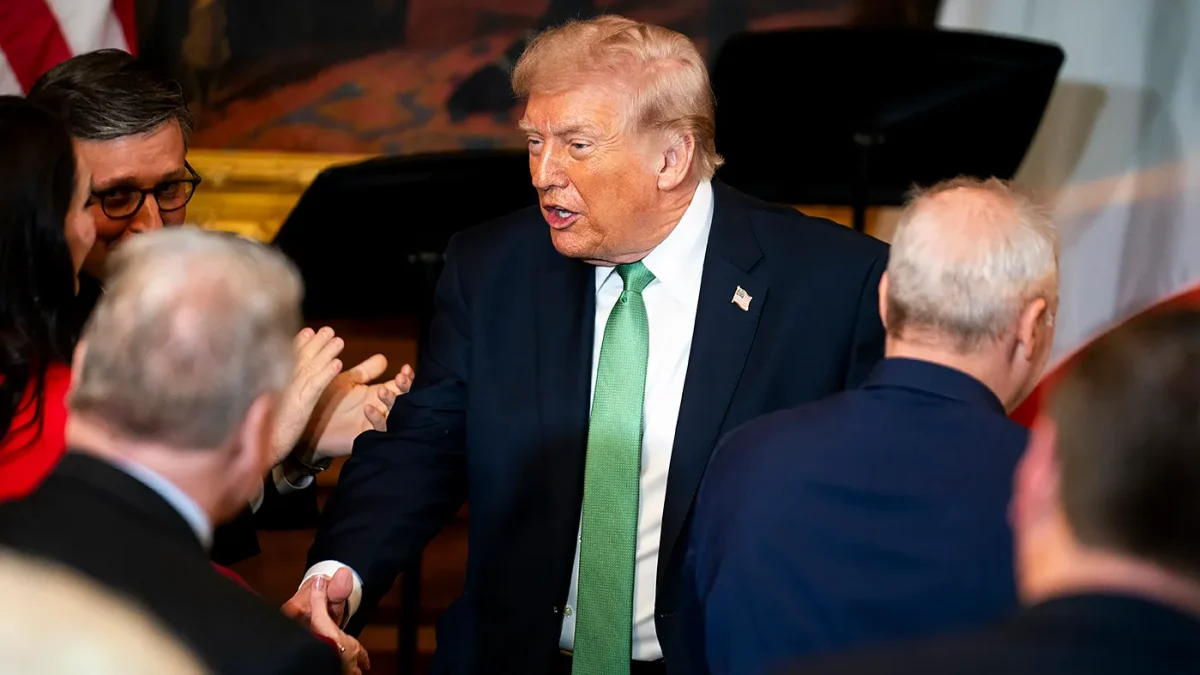 trumpdonald_031726gn18_w