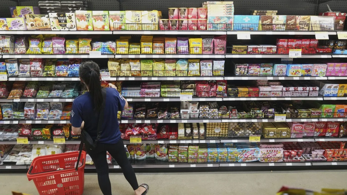 Americans more concerned about cost of living, inflation than Iran war: Poll