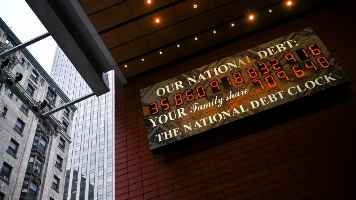debt_clock_manhattan_04112025_GettyImages-2209085757