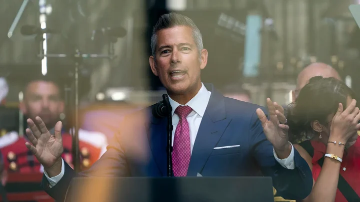Duffy: Carney will ‘come to the table’ because tariffs will be ‘devastating’