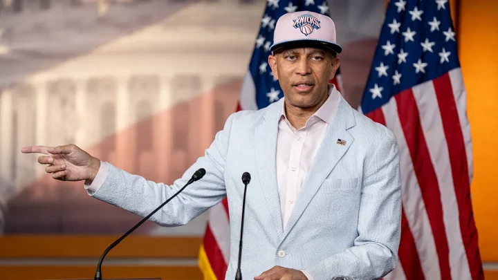 Jeffries responds to Kushner meeting backlash: ‘No one from the Trump Cartel is getting a pass’