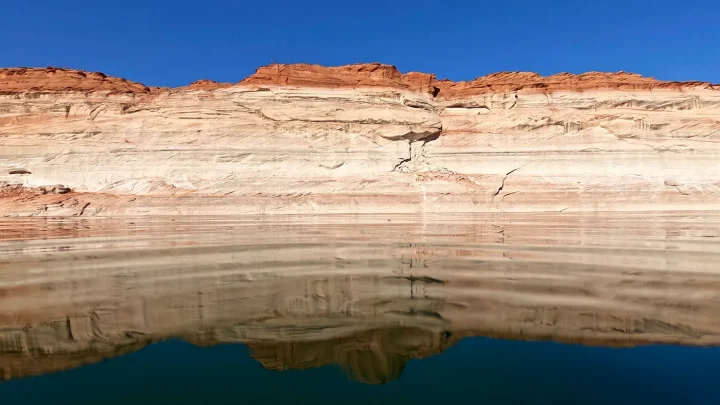 Lake Powell, second-largest reservoir in US, hits record-low water level