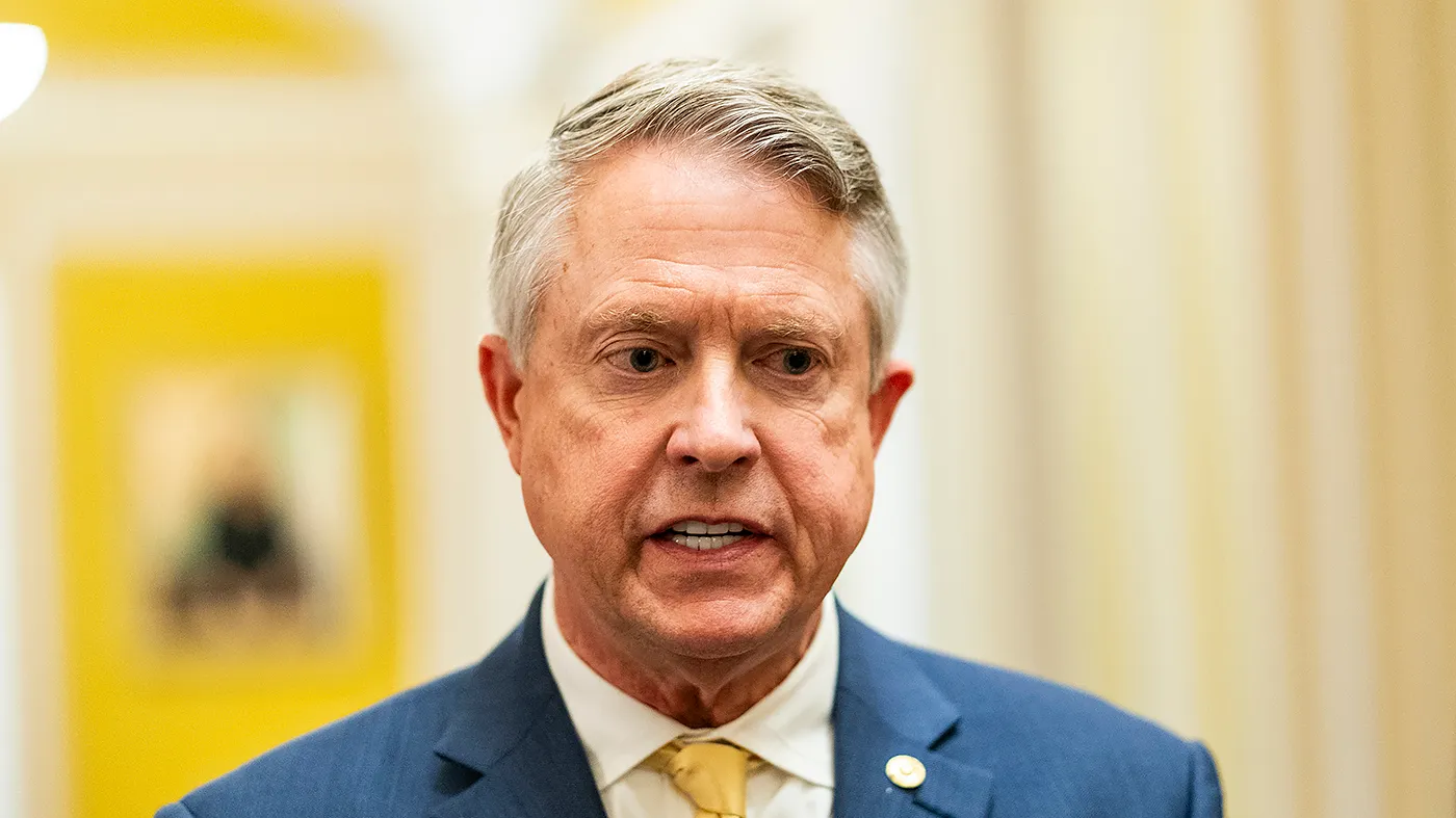 Sabato’s Crystal Ball shifts Kansas Senate race in Democrats’ favor