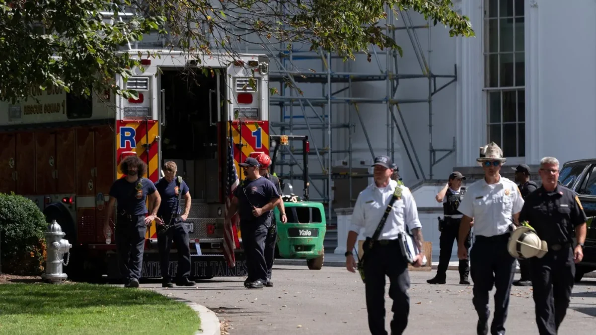 Worker injured during White House construction rescued by emergency crew